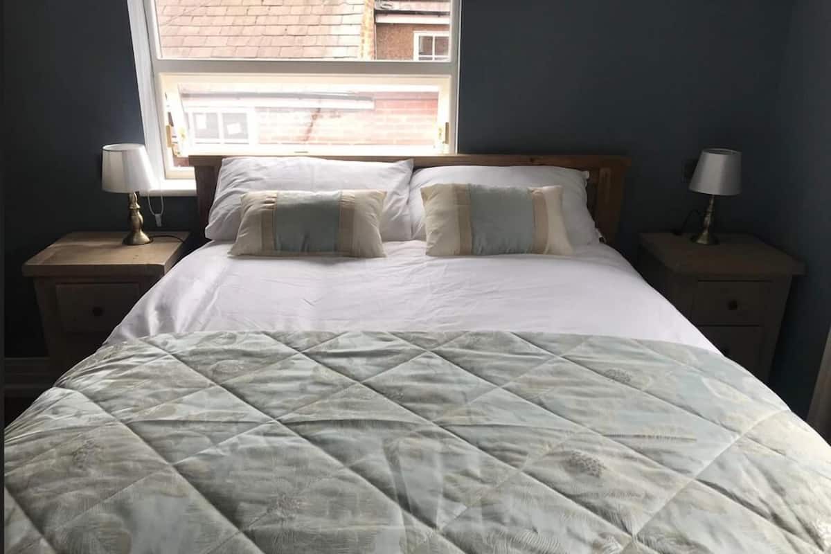 Double Room (Rooftop View) | Iron/ironing board, free WiFi, bed sheets