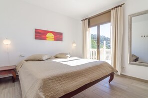 8 bedrooms, free WiFi