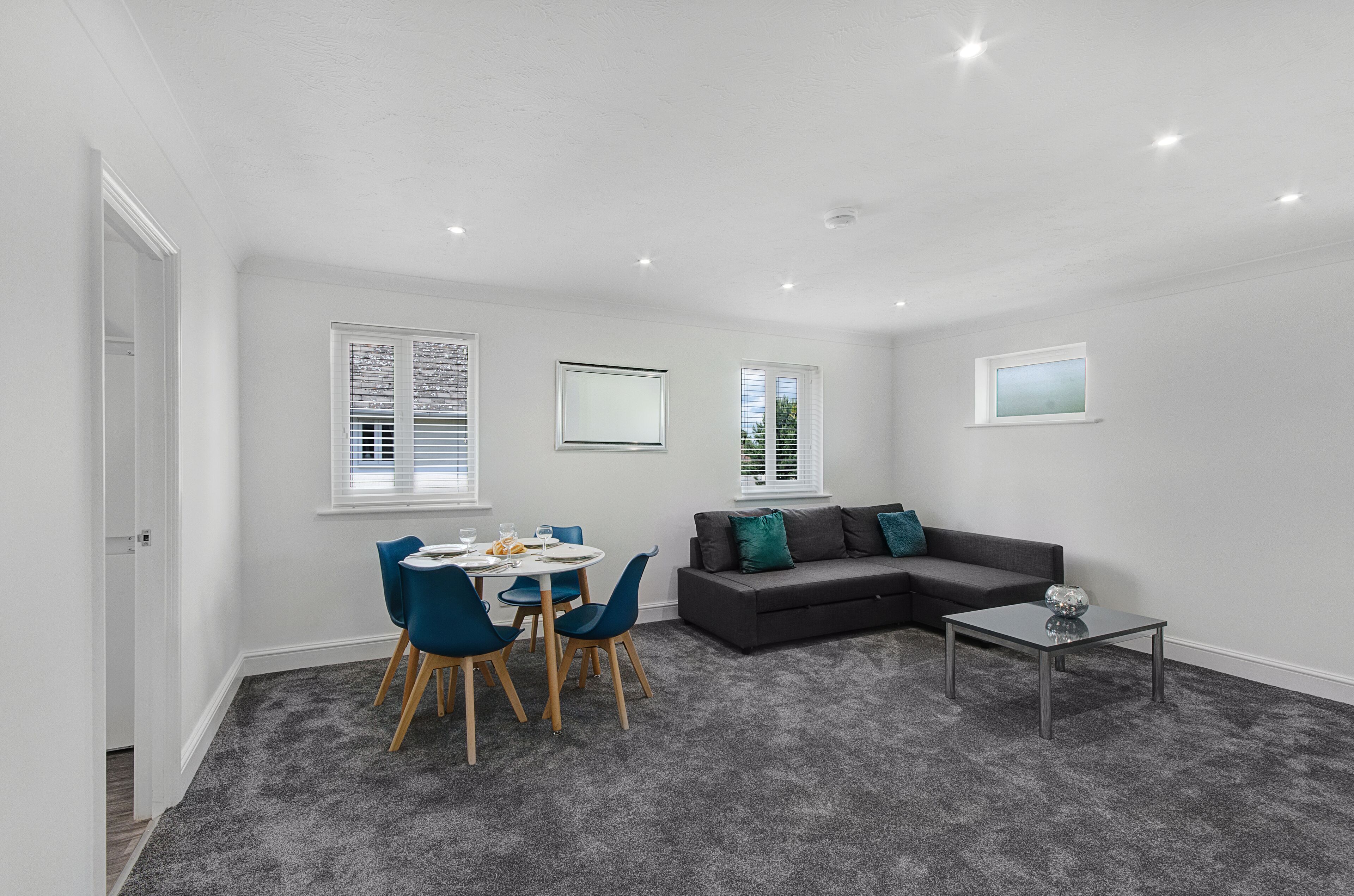 Karah Suites - The Galleria