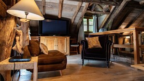 Cottage Exclusif, salle de bains attenante, vue montagne (**** étoiles) | Bar lounge