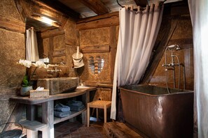 Exclusive-Ferienhaus, mit Bad, Bergblick (**** étoiles) | Badezimmer