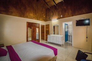 Villa | 9 Schlafzimmer, kostenloses WLAN, Bettwäsche