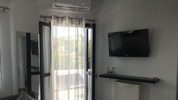 Unclassified image, 1 of 11, button - Garden Apartment (Mykonos)
