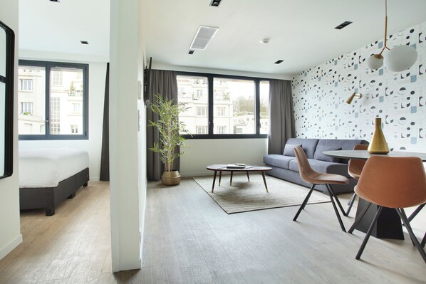 公寓, 1 间卧室 (with Sofa Bed) | 高档床上用品、客房内保险箱、笔记本电脑工作区、隔音