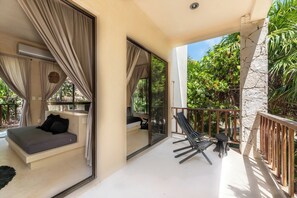 Tulik A Room | Terraza o patio