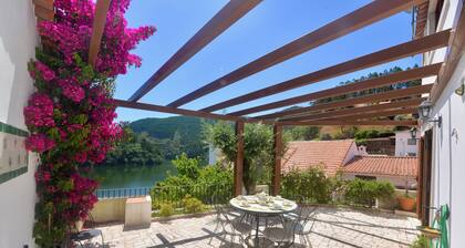 Riverside - Belle maison dans un emplacement incroyable avec vue sur la riviĂšre