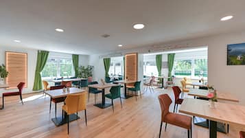 Desayuno buffet incluido todos los días