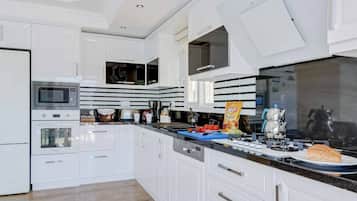 Villa, 3 Schlafzimmer | Eigene Küche | Kühlschrank, Mikrowelle, Ofen, Herdplatte