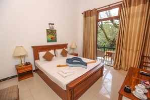 Premium bedding, minibar, in-room safe, blackout curtains - Grand Kalundawa - Dambulla's Hidden Secret (Dambulla)