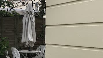 House | Property grounds