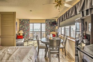 Enjoy a comfortable stay with a bed, dining area, and flat-screen TV, plus a balcony with city views.