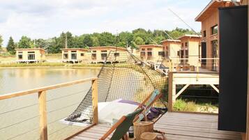 Double Room | Minibar, individually decorated, individually furnished