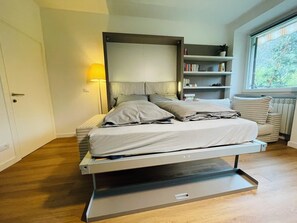 3 bedrooms, desk, iron/ironing board, travel crib - Green view … green in the city  (Bolzano)