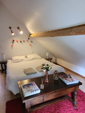 4 chambres, fer et planche à repasser, Wi-Fi