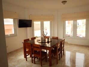 Luxury Apartment | In-room dining