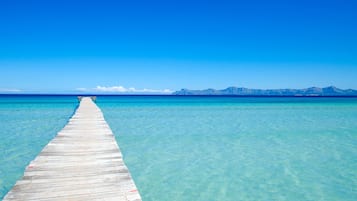 Vlak bij het strand