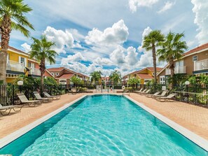 Outdoor pool, a heated pool - Villa Close to Disney - Comfortable Home in Safe Community (Kissimmee)