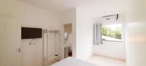 Free WiFi, bed sheets - Pousada Pontal do Sul (Pontal do Parana)