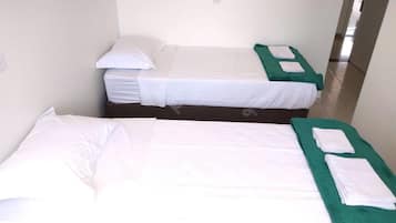 Camera Basic con 2 letti singoli | Wi-Fi gratuito, lenzuola