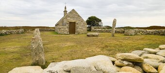 Studio Marine (bedroom with separate kitchen) in gite Ty mab Ile de Sein