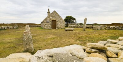 Studio Marine (bedroom with separate kitchen) in gite Ty mab Ile de Sein