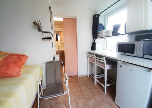 1 bedroom, desk, free WiFi - The Little Rozen Cabin for 1 Person (Ile de Sein)
