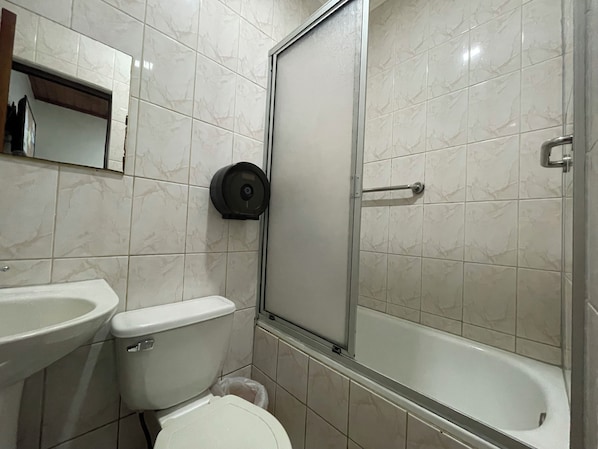 Comfort Room | Bathroom