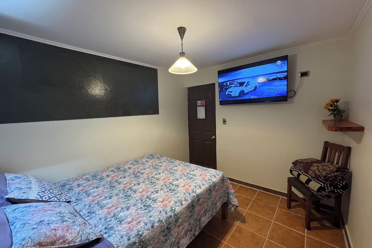 Comfort-Zimmer | Bügeleisen/Bügelbrett, kostenloses WLAN, Bettwäsche, Rollstuhlgeeignet