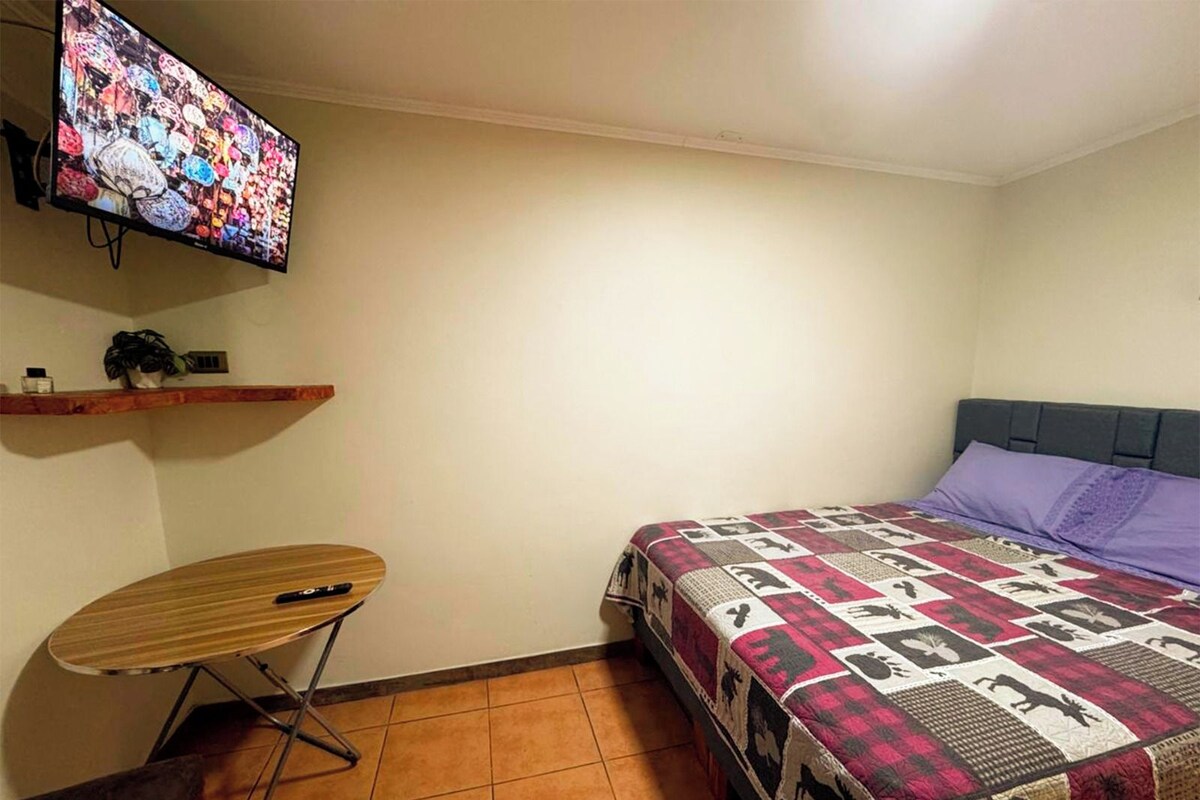 Habitació doble Deluxe (Deluxe Double Room 18) | Cobrellits, wifi gratuïta i roba de llit 