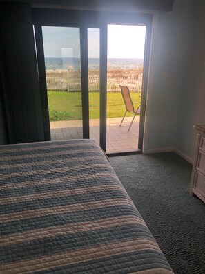 2 bedrooms, iron/ironing board, travel cot, WiFi