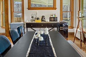 Lobby - Bespoke Inn Flagstaff (Flagstaff)