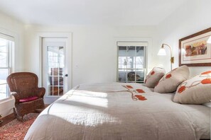 2 slaapkamers, een strijkplank/strijkijzer, gratis wifi, beddengoed