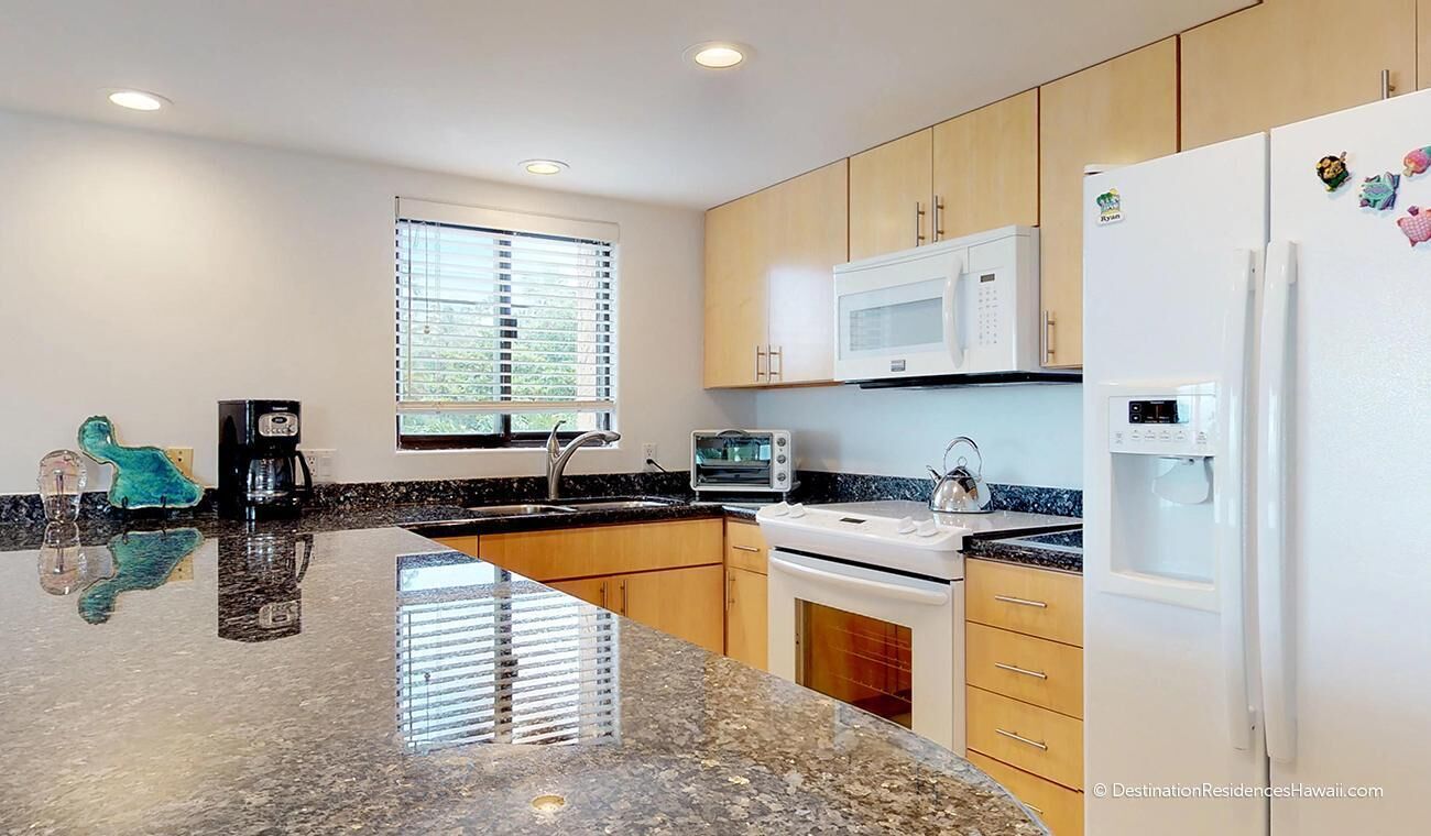 Polo Beach Club 409 - Oceanfront condo