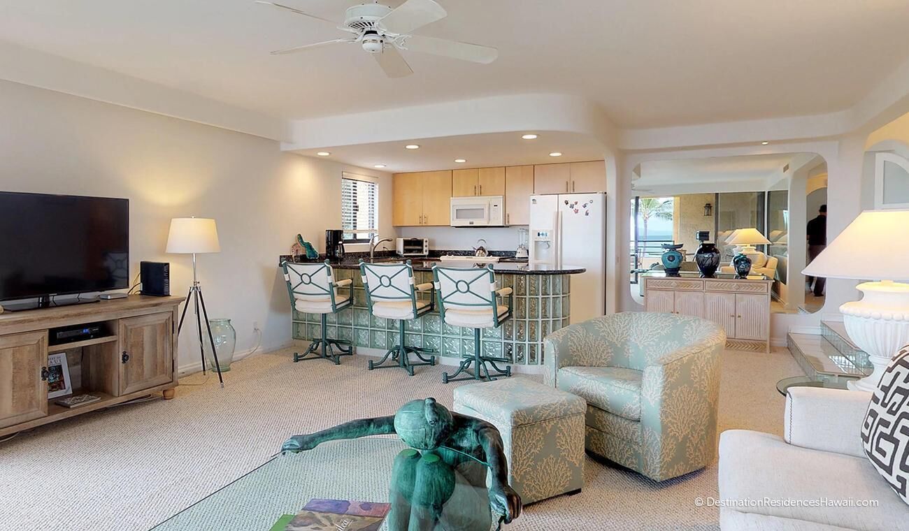 Polo Beach Club 409 - Oceanfront condo