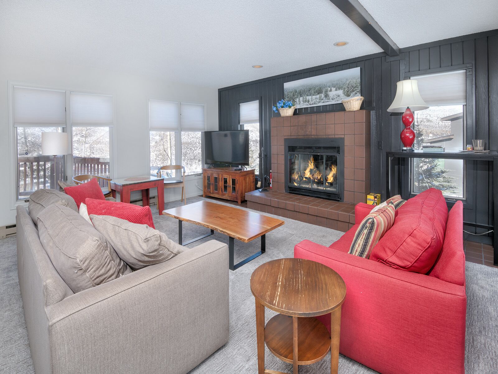 Stunning Mountain Side Home | Perfect for Families