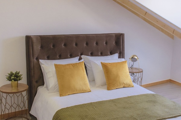 2 quartos, ferros/tábuas de passar roupa, Wi-Fi, roupa de cama