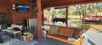 10 Acres  Farm House