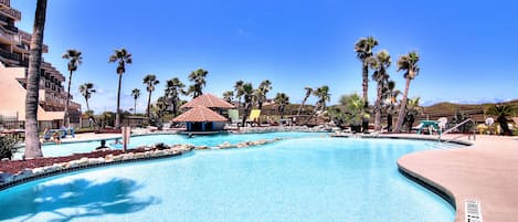 Een verwarmd zwembad