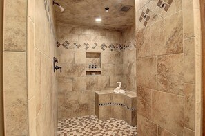 Bathtub, hair dryer, towels - Ocean-Pool Views From 2 Balconies | MP315 (Port Aransas)