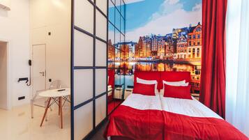 Basic Triple Room | 2 bedrooms, individually decorated, iron/ironing board, free WiFi