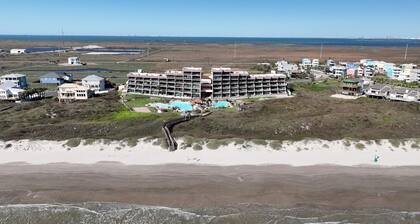 MP107-Jacuzzi | Resort Pools | Boardwalk to Beach