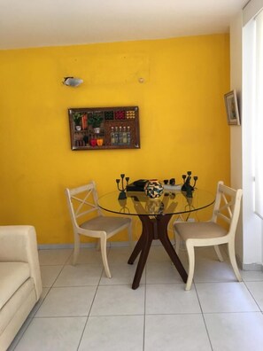 Family Apartment | Living area | TV - Leme Charmoso (Rio de Janeiro)
