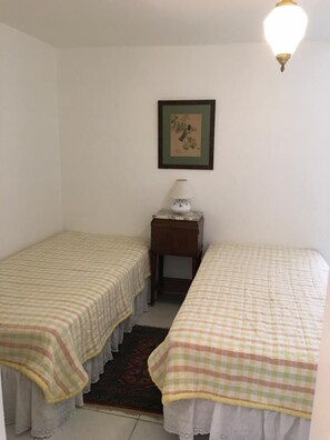 Departamento familiar | 1 habitación, tabla de planchar con plancha, wifi gratis y ropa de cama 