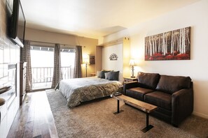 1 chambre, fer et planche à repasser, Wi-Fi gratuit, draps fournis