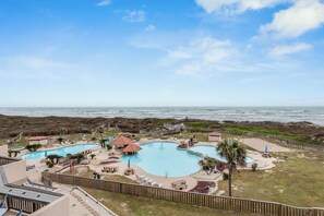 Et oppvarmet basseng