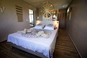 3 chambres, fer et planche à repasser, accès Internet, draps fournis