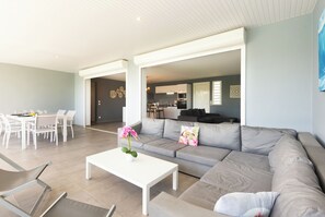 Smart-TV, Bücher, Streaming-Dienste