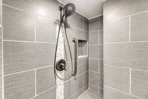 Bathtub, hair dryer, towels - Relax, Rejuvenate, Reconnect @ MP209 | Ocean Views (Port Aransas)