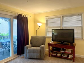 TV, DVD player
