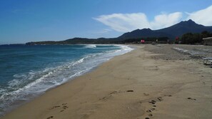 Beach nearby - Homerez - Spacious Apartment in Algajola - 100 m² (Algajola)